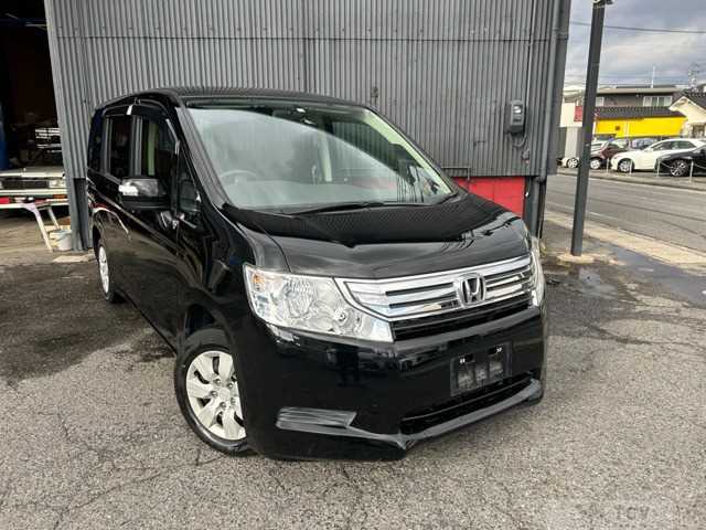 2012 Honda Step WGN
