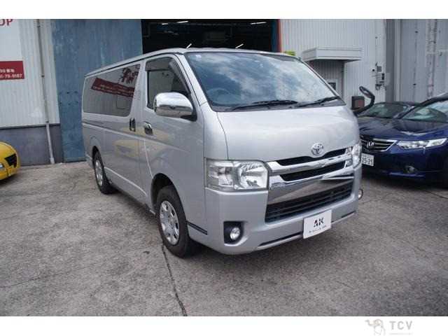 2015 Toyota Hiace Van