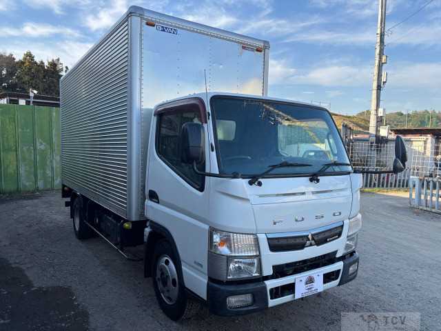 2017 Mitsubishi Canter