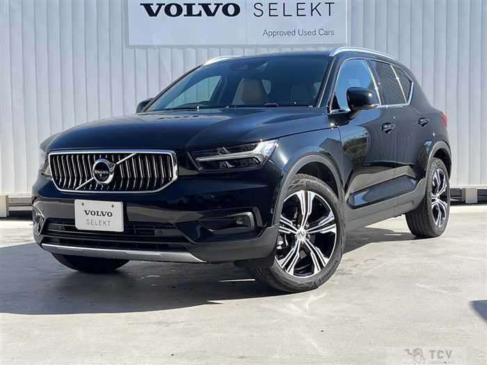 2022 Volvo XC40