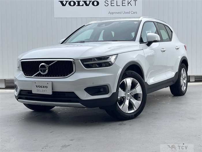 2022 Volvo XC40