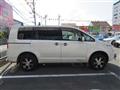 2011 Mitsubishi Delica D5