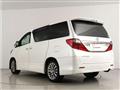 2013 Toyota Alphard G