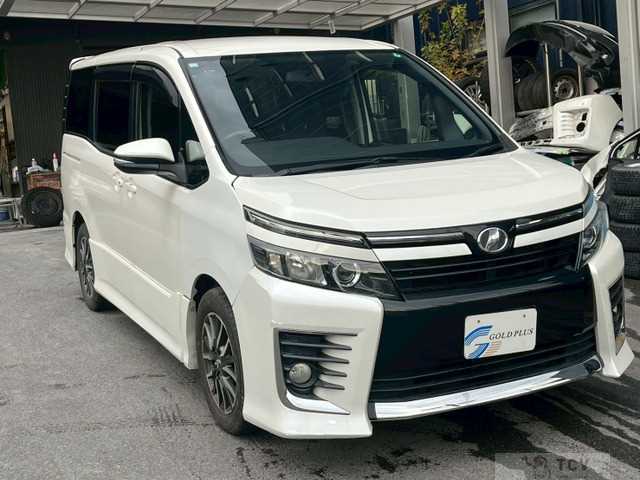 2014 Toyota Voxy
