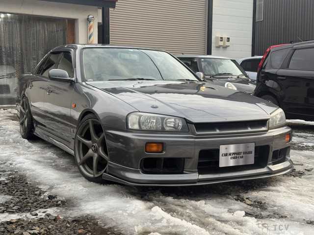 2000 Nissan Skyline
