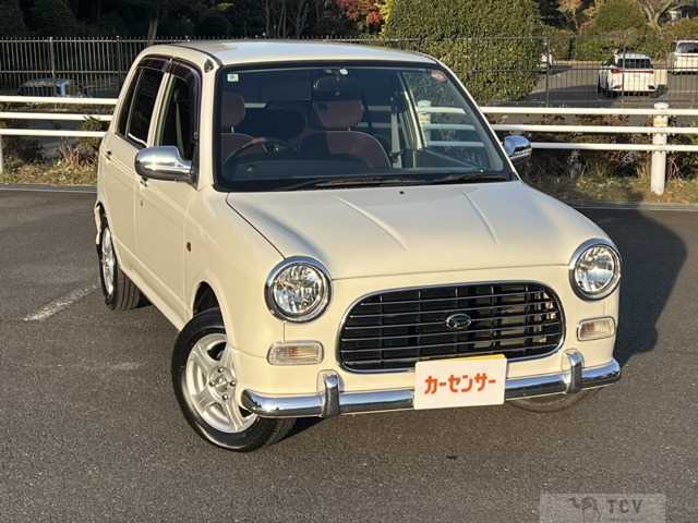 2000 Daihatsu Miragino