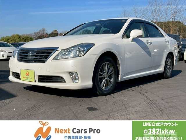 2012 Toyota Crown