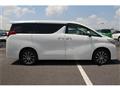 2016 Toyota Alphard G
