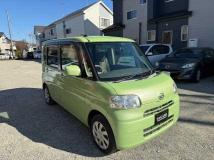 2012 Daihatsu Tanto