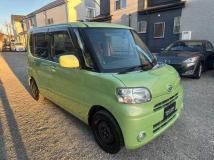 2012 Daihatsu Tanto