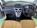 2005 Daihatsu MAX