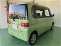 2011 Daihatsu Tanto