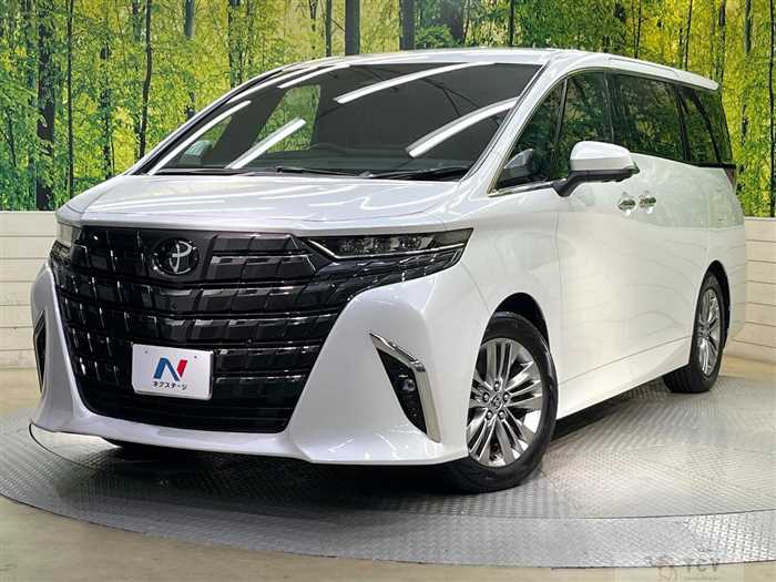 2025 Toyota Alphard Hybrid