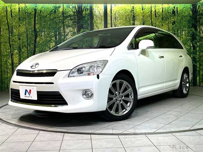 2012 Toyota Mark X Zio