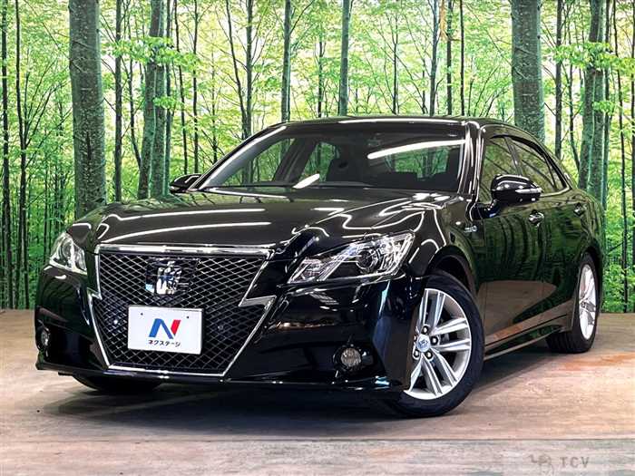 2014 Toyota Crown Hybrid