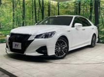 2015 Toyota Crown Hybrid