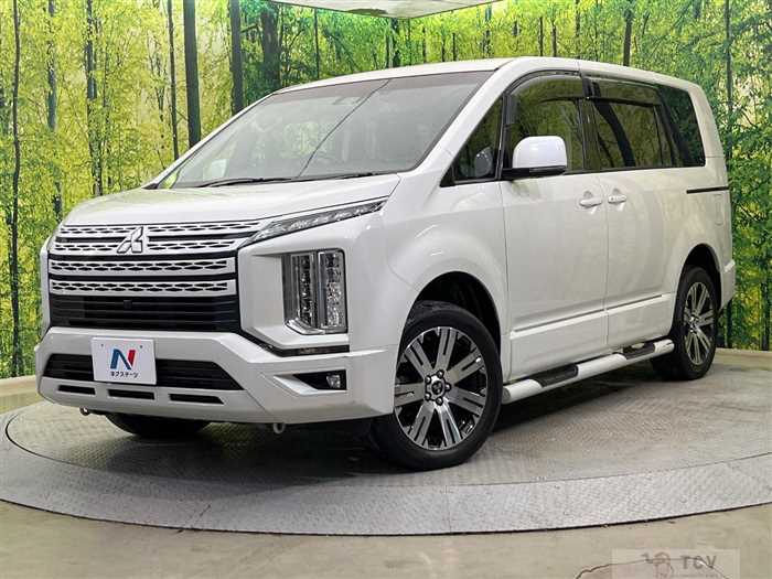 2019 Mitsubishi Delica D5