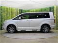 2019 Mitsubishi Delica D5