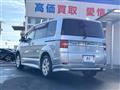 2010 Mitsubishi Delica D5