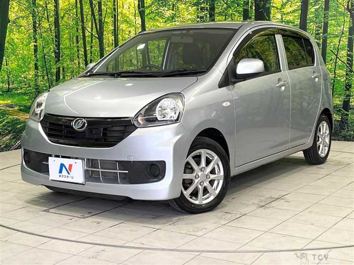 2016 Daihatsu Mira Es