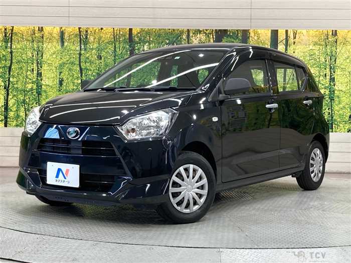 2017 Daihatsu Mira Es