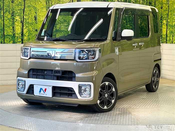 2017 Daihatsu WAKE