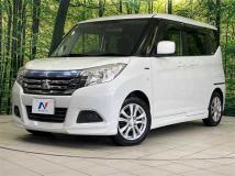 2017 Mitsubishi Delica D2