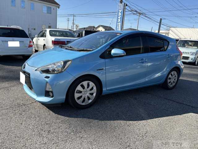 2012 Toyota AQUA