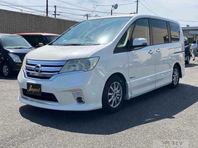 2013 Nissan Serena
