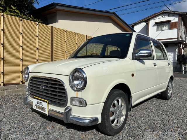 2001 Daihatsu Miragino