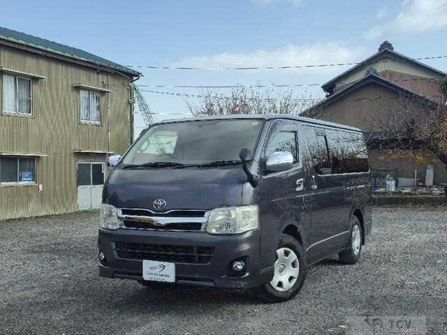 2011 Toyota Hiace Van