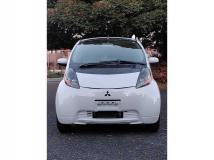 2012 Mitsubishi i