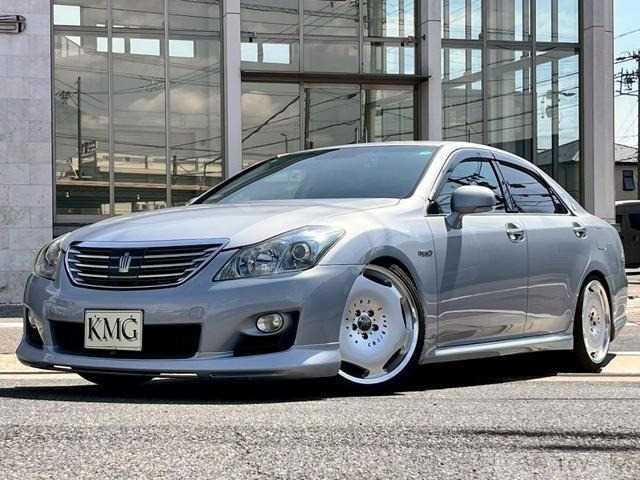 2008 Toyota Crown Hybrid