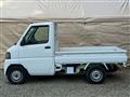 2001 Mitsubishi Minicab Truck
