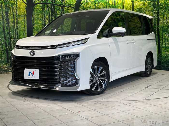 2025 Toyota Voxy