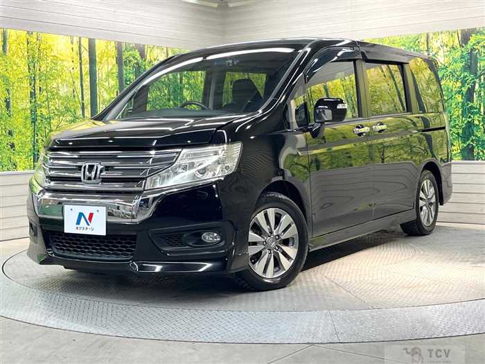 2013 Honda Step WGN
