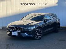 2022 Volvo V60