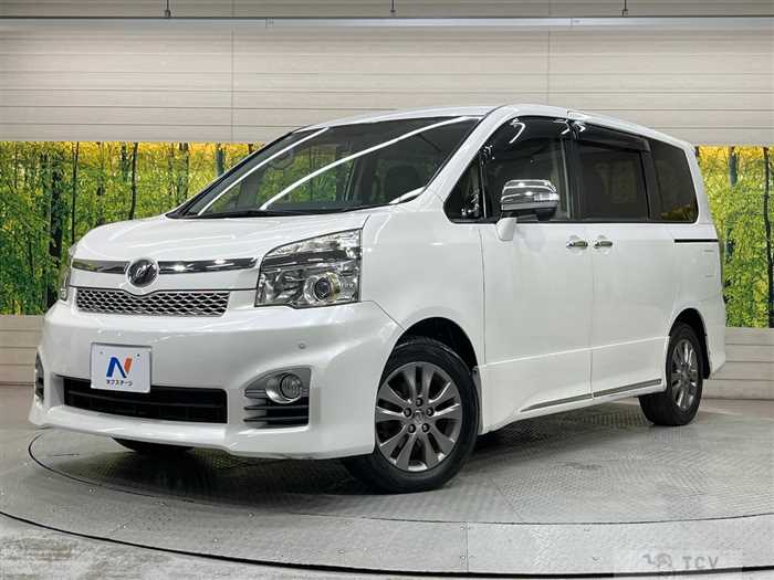2013 Toyota Voxy