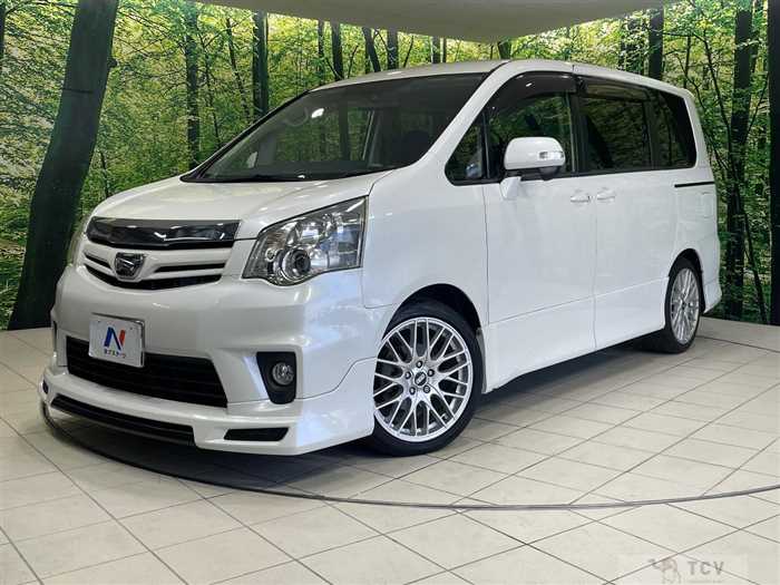 2011 Toyota Noah