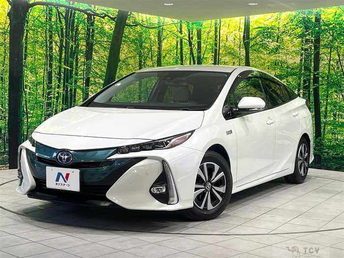 2017 Toyota Prius PHV