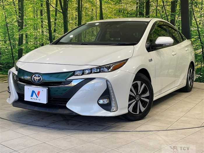 2018 Toyota Prius PHV