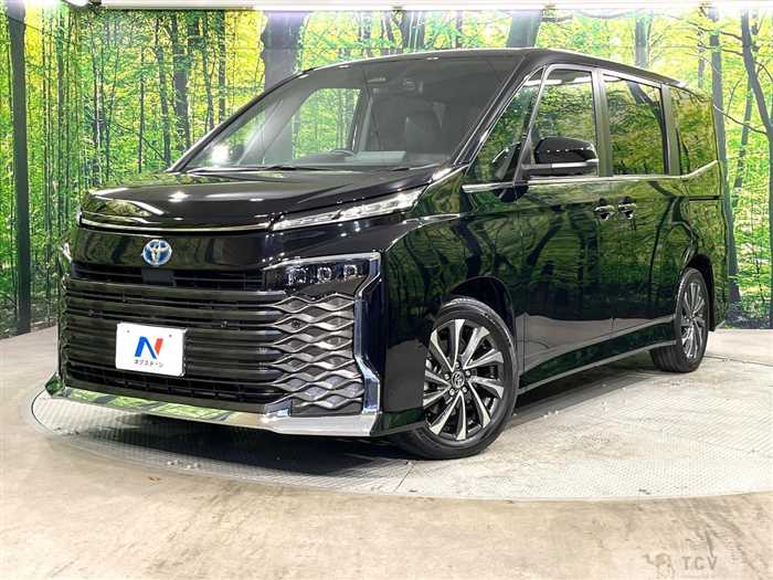 2022 Toyota Voxy