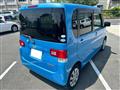 2011 Daihatsu Tanto