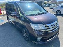 2012 Nissan Serena