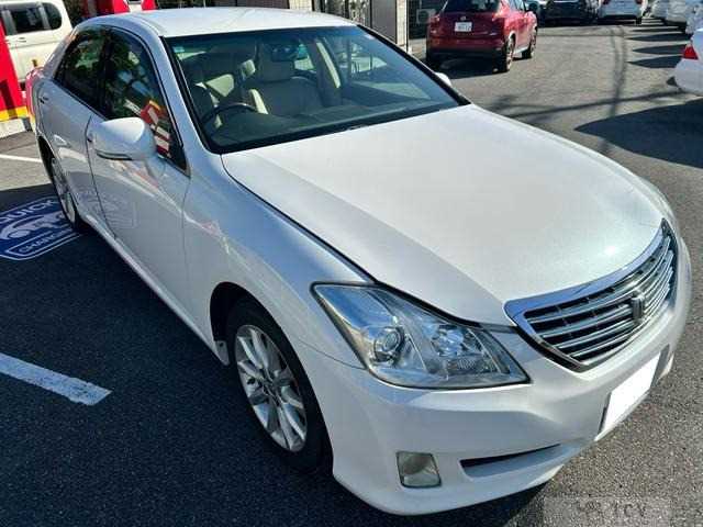 2009 Toyota Crown