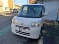 2010 Daihatsu Tanto