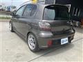 2004 Toyota Vitz