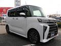 2022 Daihatsu Tanto Custom