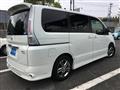 2009 Nissan Serena