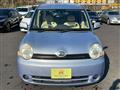 2004 Toyota Sienta